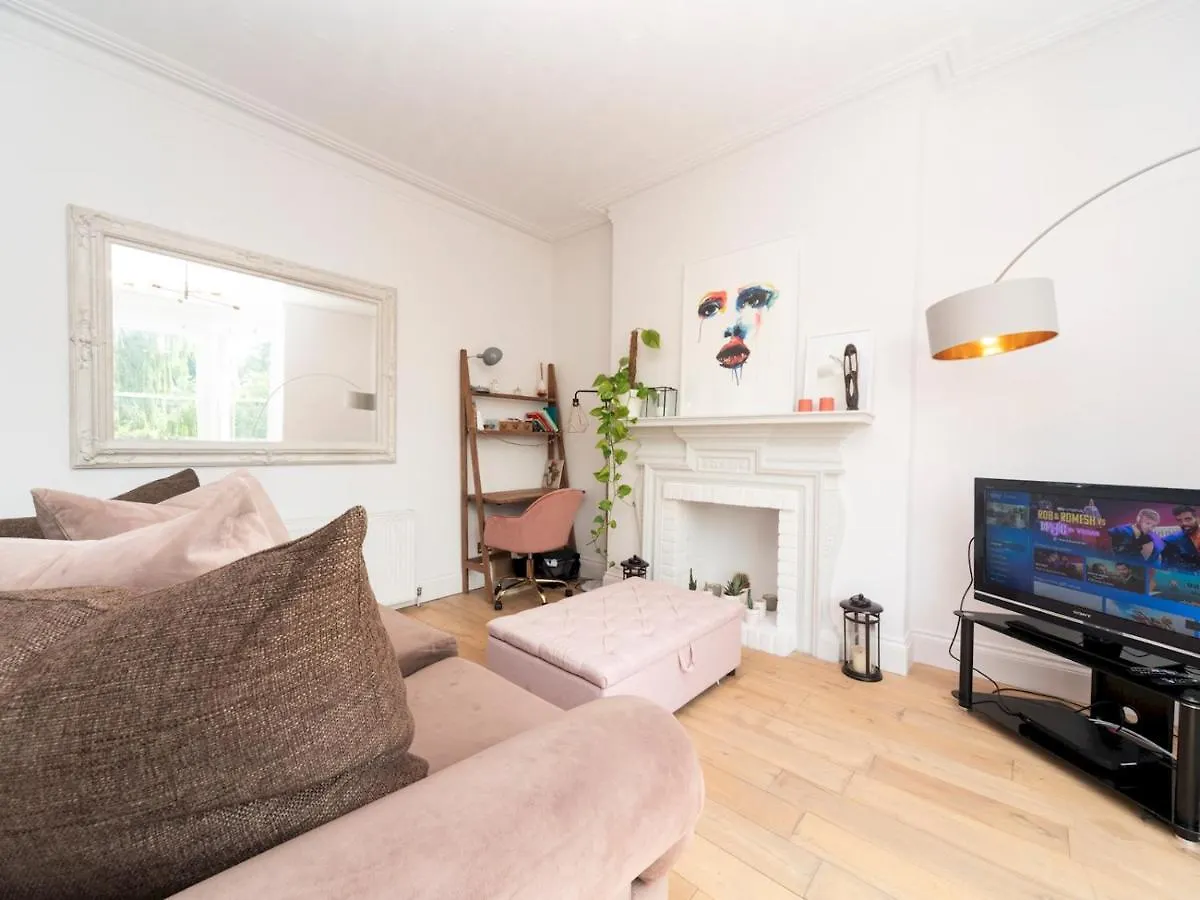 Apartment Pass The Keys Cosy And Chic Flat Near Greenwich Park London